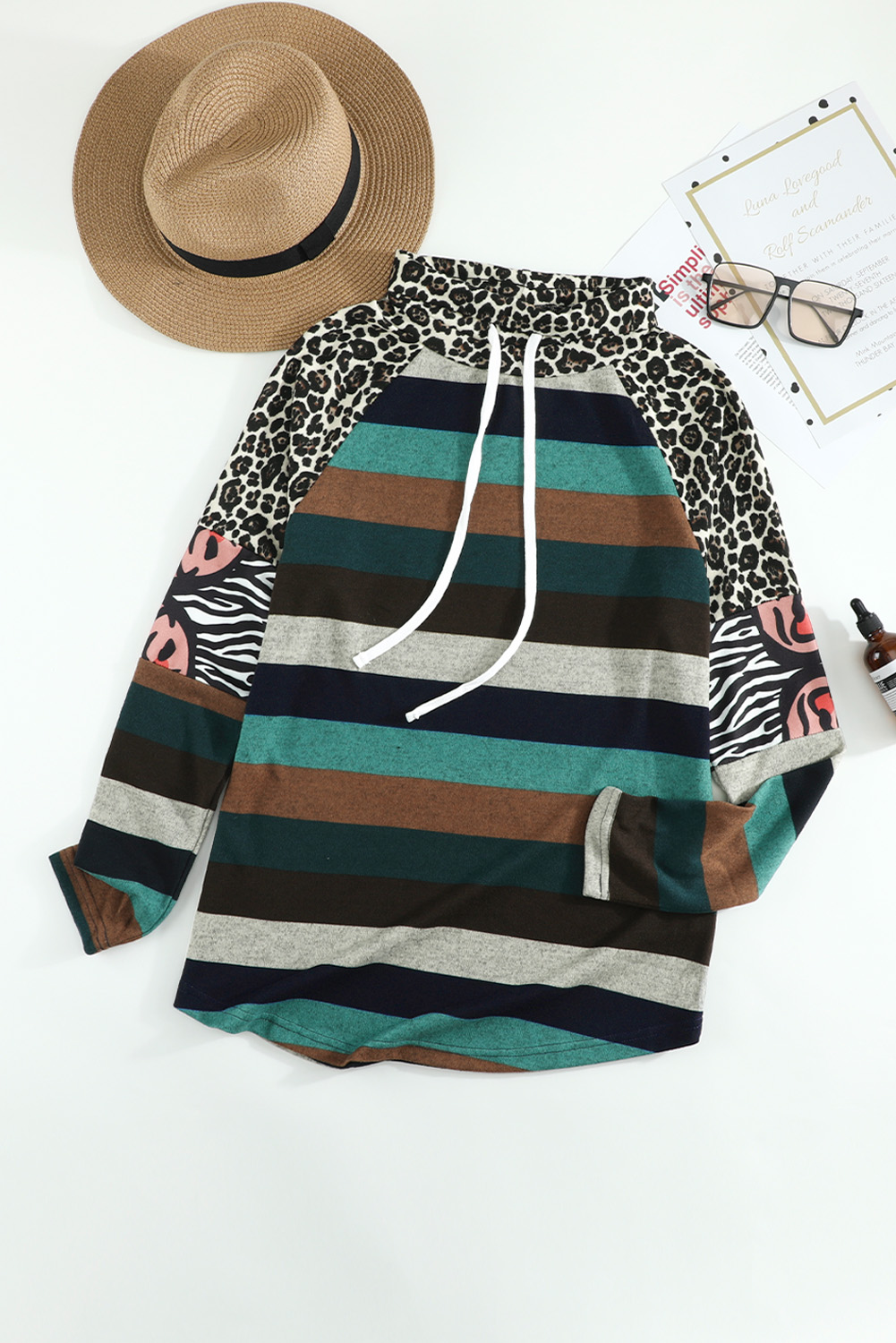 Hiraola's Product Image